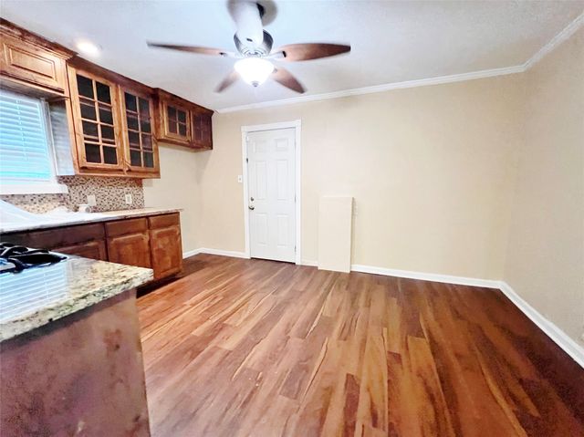 4236 Comanche Street, Fort Worth, TX 76119