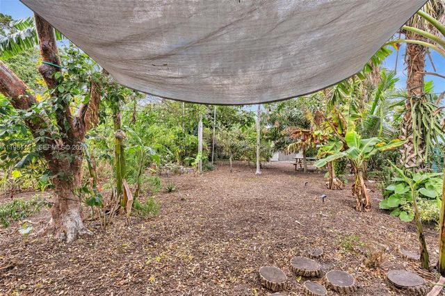 2431 Mayo St, Hollywood, FL 33020