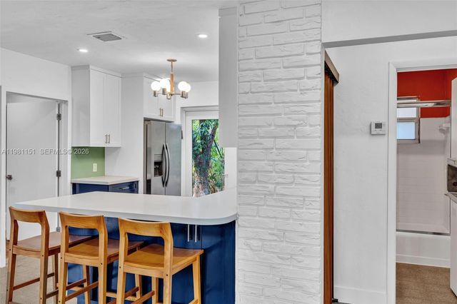 2431 Mayo St, Hollywood, FL 33020