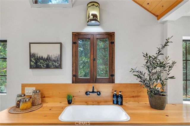 54039 Montgomery, Idyllwild, CA 92549