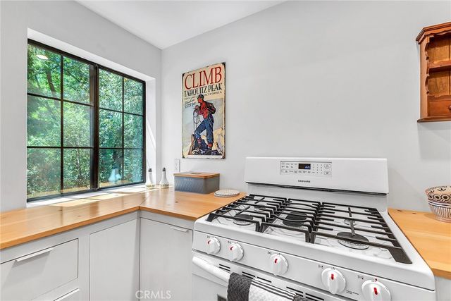 54039 Montgomery, Idyllwild, CA 92549