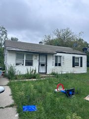 1171 Dearborn Circle, Gary, IN 46403