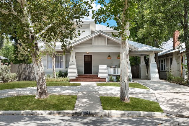 617 E Park Ave, San Antonio, TX 78212