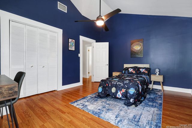 617 E Park Ave, San Antonio, TX 78212