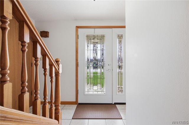 198 Barbados Drive, Cheektowaga, NY 14227