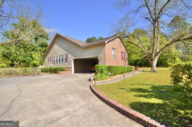 5826 Windsor Way, Eastman, GA 31023