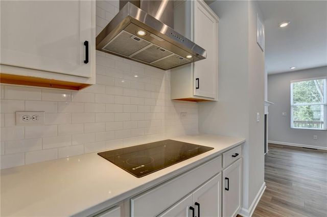 3052 Beacon Bend Crossing, Lawrenceville, GA 30043
