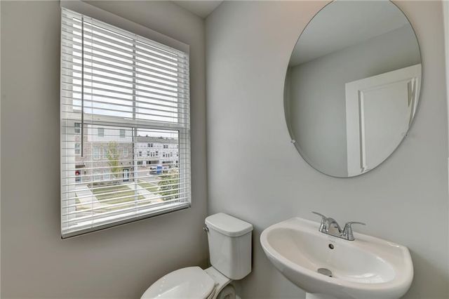 3052 Beacon Bend Crossing, Lawrenceville, GA 30043