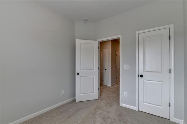 3052 Beacon Bend Crossing, Lawrenceville, GA 30043