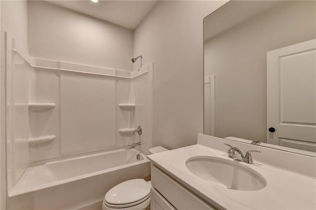 3052 Beacon Bend Crossing, Lawrenceville, GA 30043