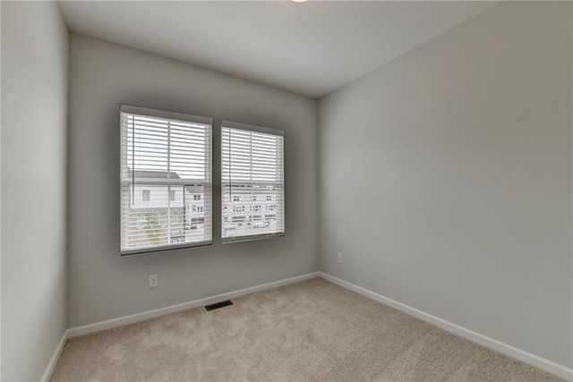 3052 Beacon Bend Crossing, Lawrenceville, GA 30043