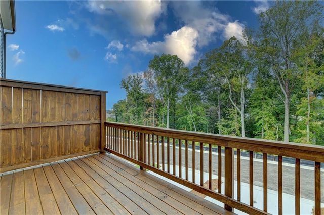 3052 Beacon Bend Crossing, Lawrenceville, GA 30043