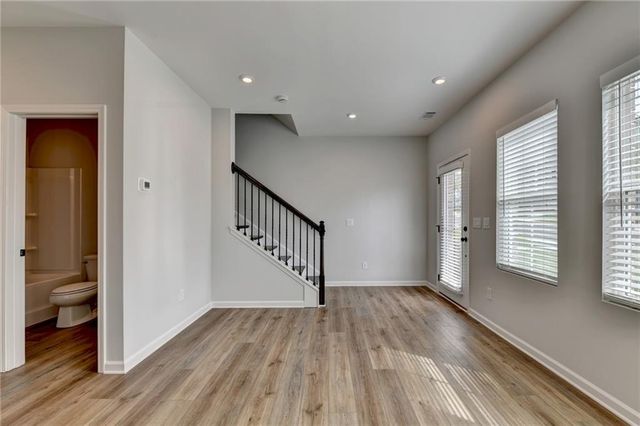 3052 Beacon Bend Crossing, Lawrenceville, GA 30043