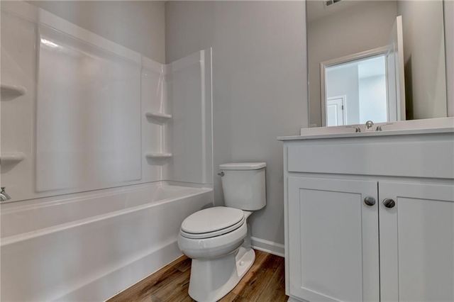 3052 Beacon Bend Crossing, Lawrenceville, GA 30043