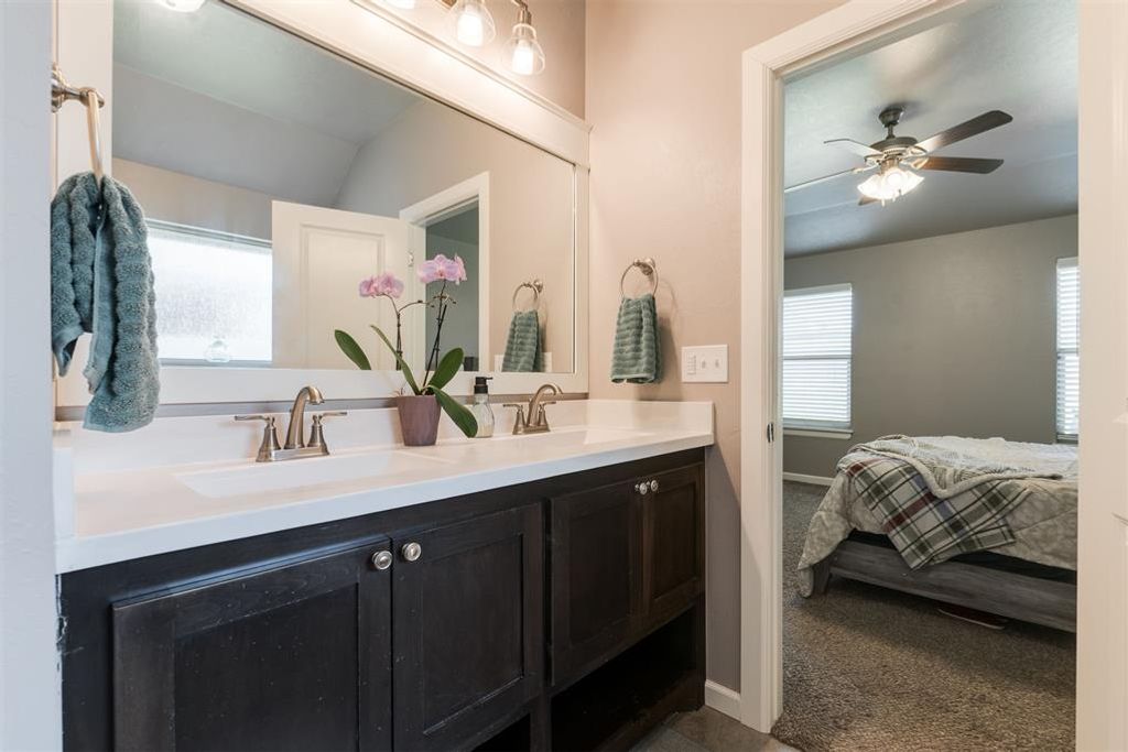 Image 30 of property listing at 3909 Brougham Way, Oklahoma City, OK 73179