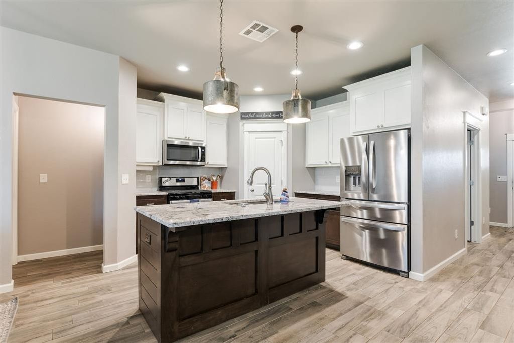 Image 36 of property listing at 3909 Brougham Way, Oklahoma City, OK 73179