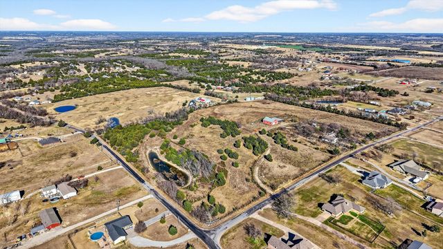 137 STARK LANE, Sherman, TX 75090