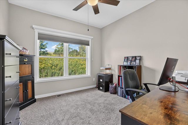3835 Tanglewood Place, Janesville, WI 53546