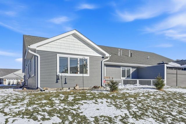3509 Cambridge Place, River Falls, WI 54022
