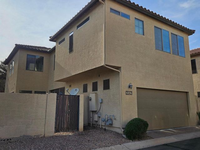 3542 S Posse Trail, Gilbert, AZ 85297