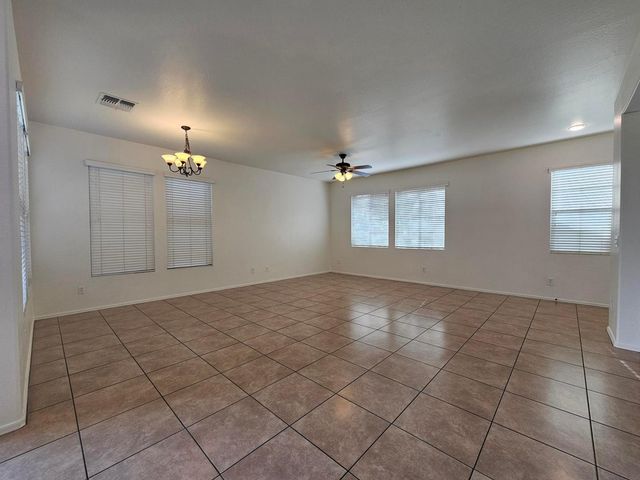 3542 S Posse Trail, Gilbert, AZ 85297