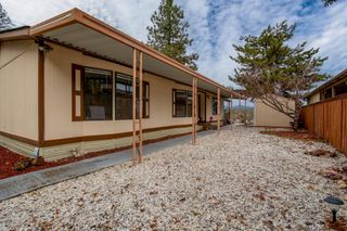3955 S Stage Road APT 80, Medford, OR 97501