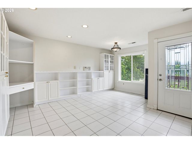 1703 Nw 79TH Cir, Vancouver, WA 98665