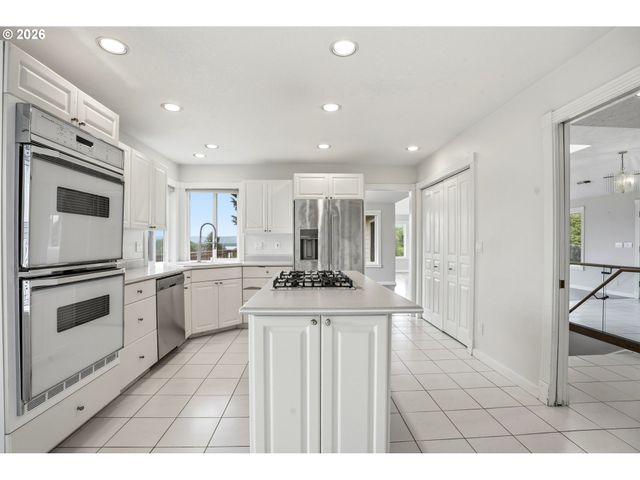 1703 Nw 79TH Cir, Vancouver, WA 98665