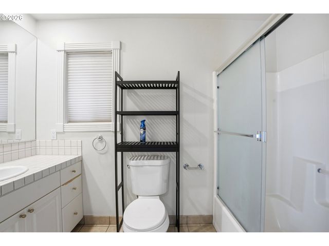 1703 Nw 79TH Cir, Vancouver, WA 98665