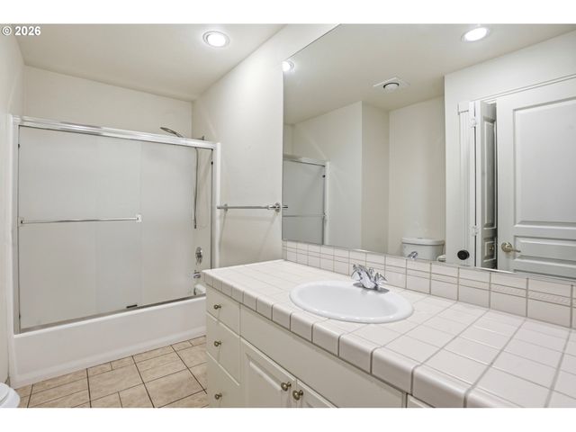 1703 Nw 79TH Cir, Vancouver, WA 98665