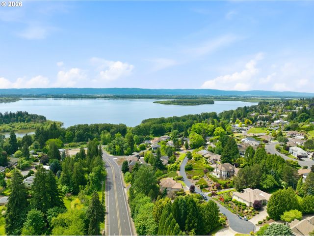 1703 Nw 79TH Cir, Vancouver, WA 98665