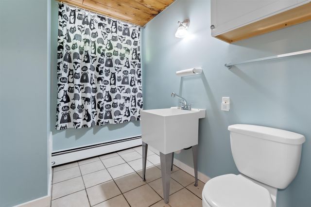 38 Pinecrest Drive, Bedford, NH 03110