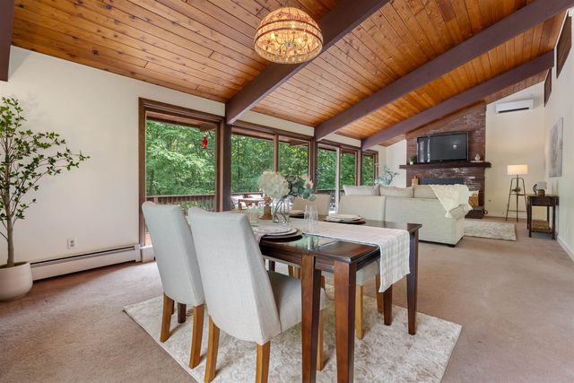 38 Pinecrest Drive, Bedford, NH 03110