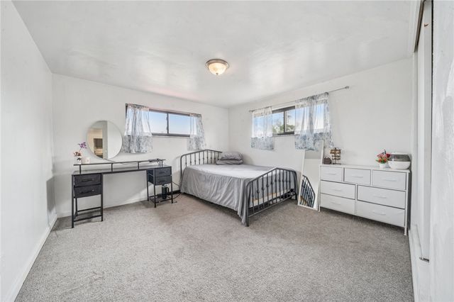 3003 Jersey St, Mckeesport, PA 15132