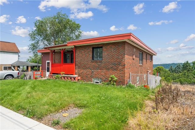 3003 Jersey St, Mckeesport, PA 15132