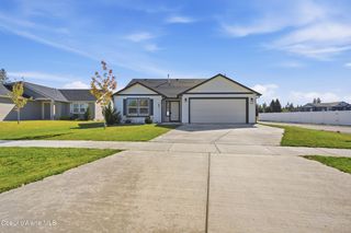 16161 N Hadley Loop, Rathdrum, ID 83858