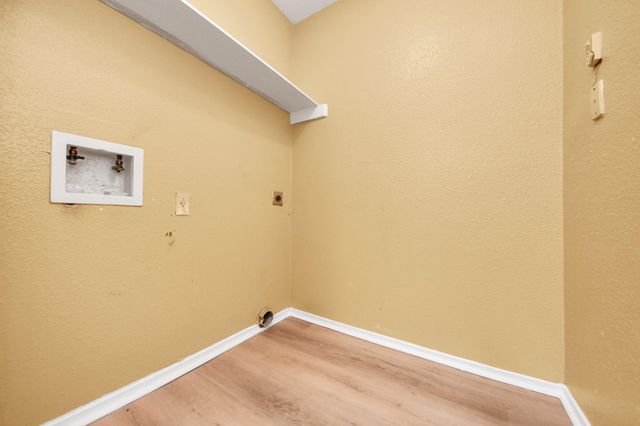 9700 Leawood Boulevard 1002, Houston, TX 77099