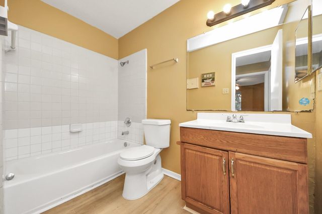 9700 Leawood Boulevard 1002, Houston, TX 77099