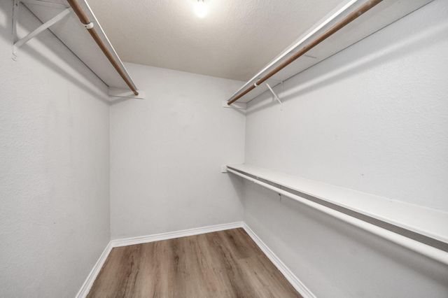 9700 Leawood Boulevard 1002, Houston, TX 77099