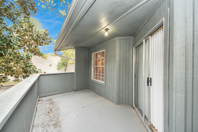 9700 Leawood Boulevard 1002, Houston, TX 77099