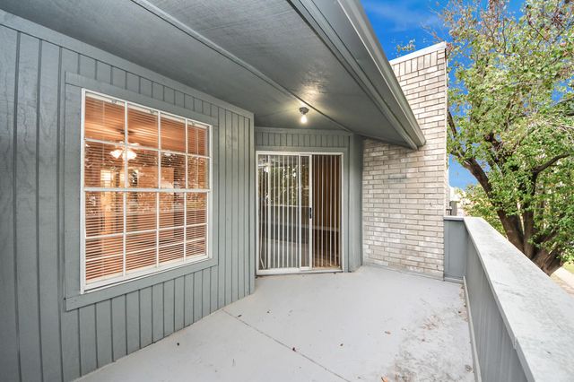 9700 Leawood Boulevard 1002, Houston, TX 77099