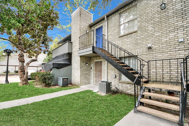 9700 Leawood Boulevard 1002, Houston, TX 77099