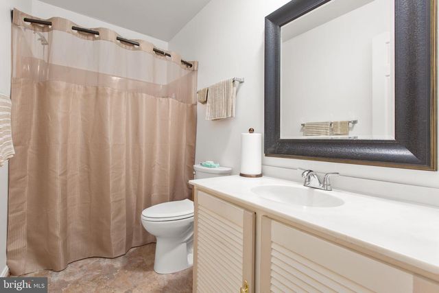 2123 MATTHEW LN, Fredericksburg, VA 22405
