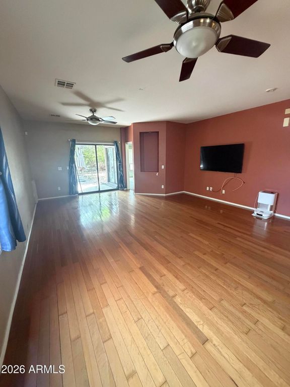 2237 W CAROLINA Drive, Phoenix, AZ 85023 — photo 4