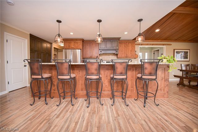 4702 Paradise Road, Seville, OH 44273