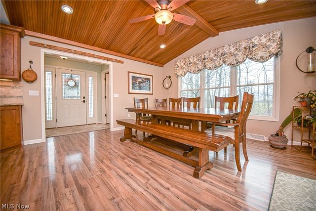 4702 Paradise Road, Seville, OH 44273