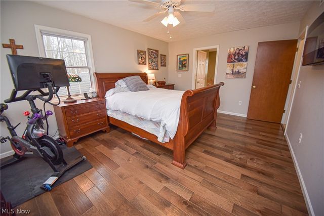 4702 Paradise Road, Seville, OH 44273