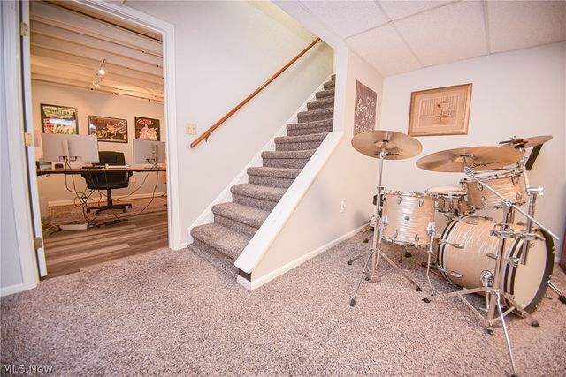 4702 Paradise Road, Seville, OH 44273