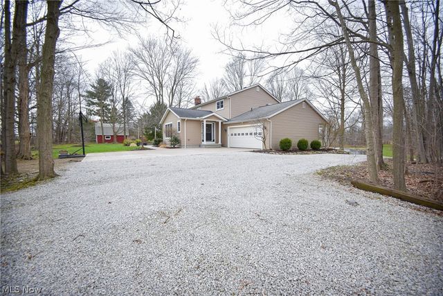 4702 Paradise Road, Seville, OH 44273