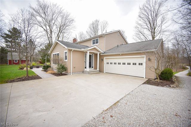 4702 Paradise Road, Seville, OH 44273